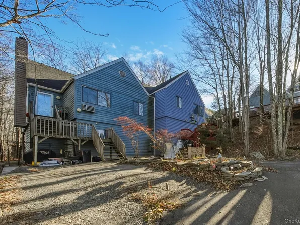4 Fox Run, Woodridge, NY 12789