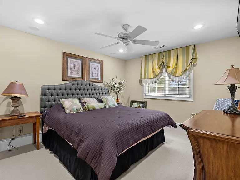 8747 Monaco Cir — Photo 21