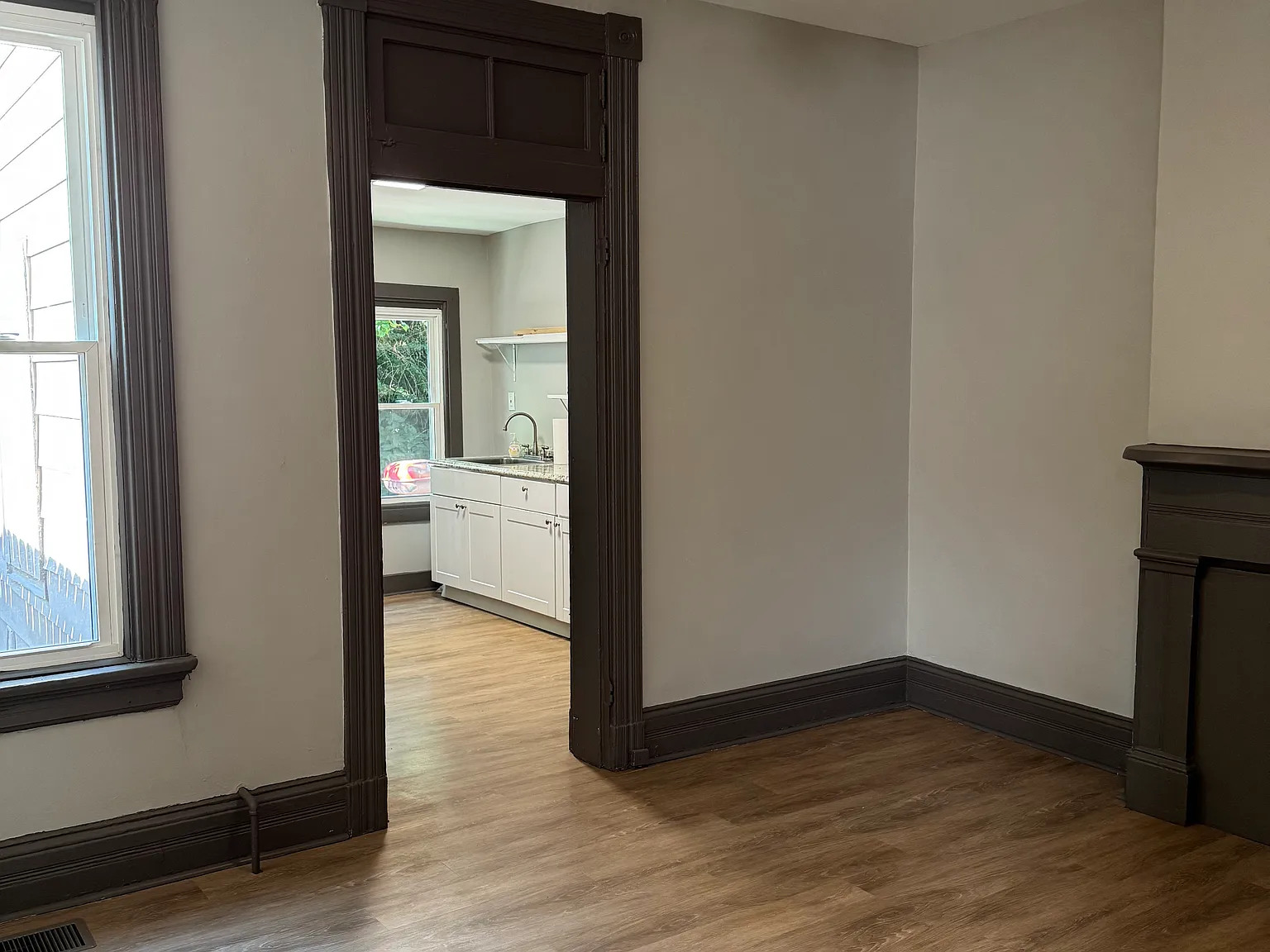 2 bed, 1200 sqft, $1,275 — Photo 3