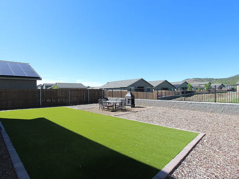 11880 Pegasus Rd — Photo 8