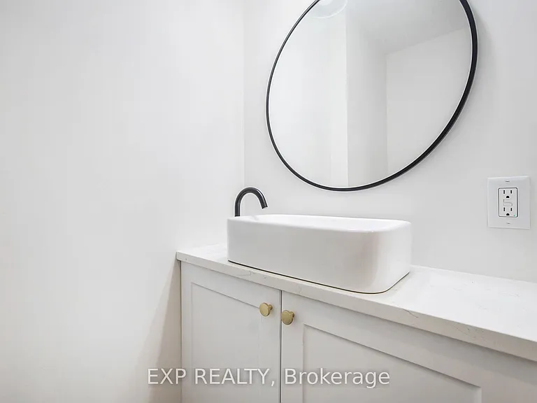 32 Colonel Murray St — Photo 10