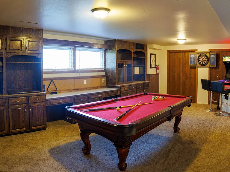 2750 Greenbriar Dr — Photo 21