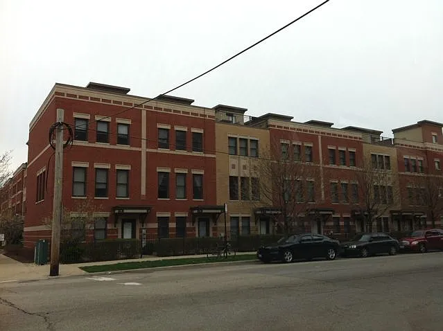 1000 N Crosby St — Photo 17