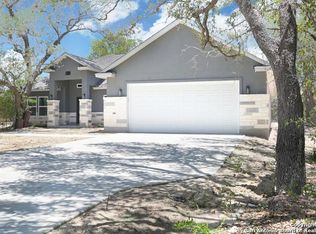 39 Eaglerock, Poteet, TX 78065