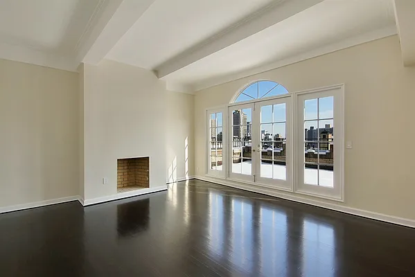 Rented by Corcoran | media 23