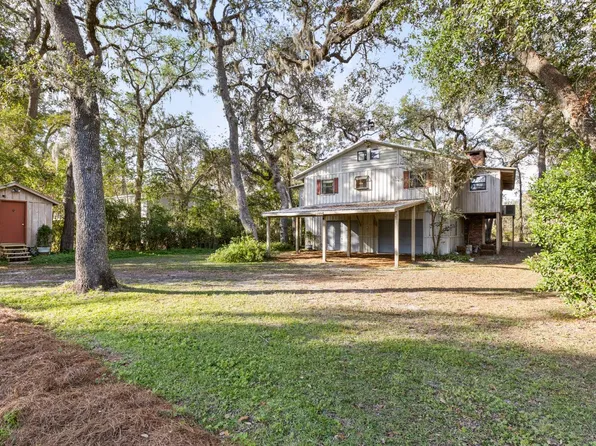 303 NE Gold Dust Rd, Branford, FL 32008