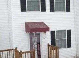 517 Beaverview Dr, Bristol, VA 24201
