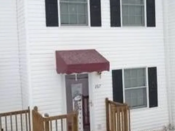 517 Beaverview Dr, Bristol, VA 24201