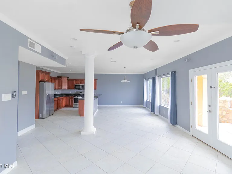 4744 Excalibur Dr — Photo 17