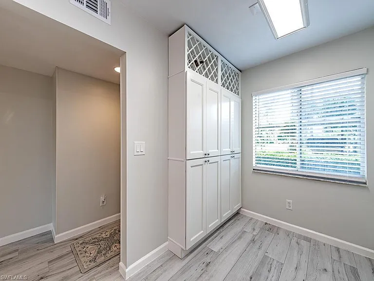 4556 Andover Way #E-104 — Photo 6