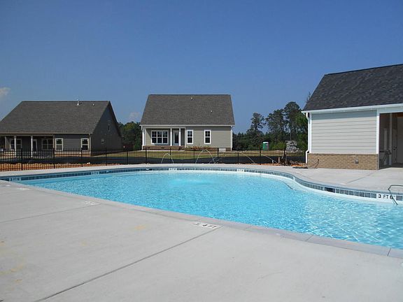 3rd image of 4821 Preserve Dr