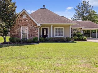 308 Silverstone Cir, Ponchatoula, LA 70454