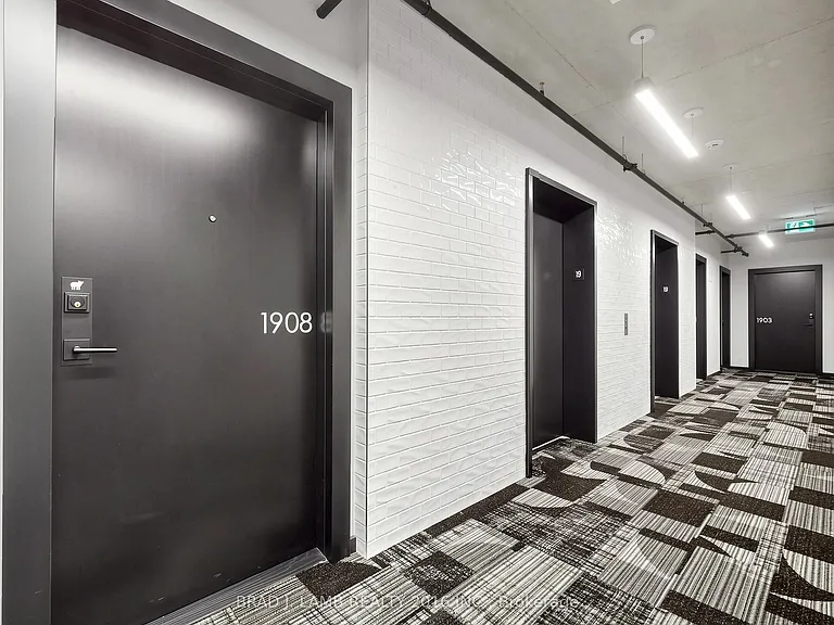 284 King St E #1908 — Photo 4