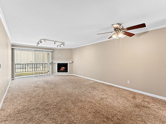 2nd image of 21450 Burbank Blvd APT 216