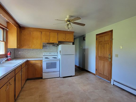5th image of 18 Parsonage Rd Floor 2
