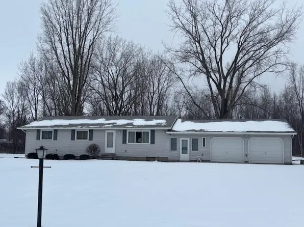 2183 E Newberg Rd, Pinconning, MI 48650