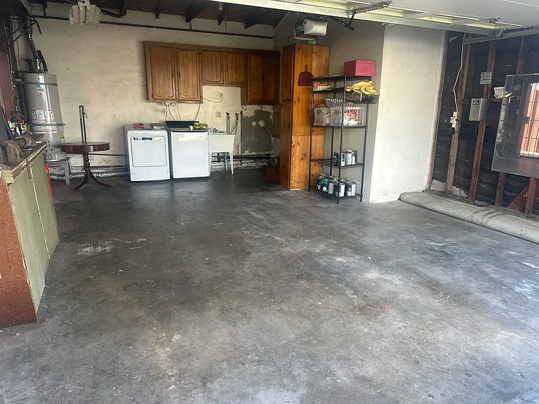 34 Shasta St — Photo 9