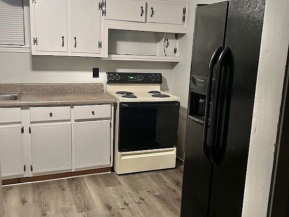 5th image of 120 Iris Dr