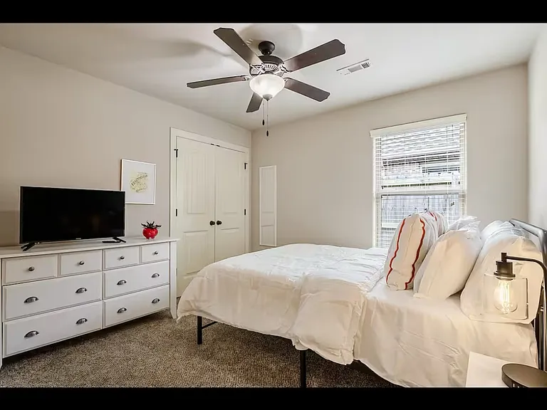 2676 N Barcelona Ave — Photo 11