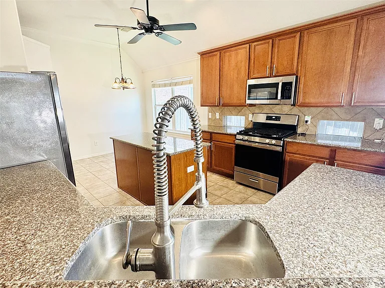 2827 Fair Chase Dr — Photo 12
