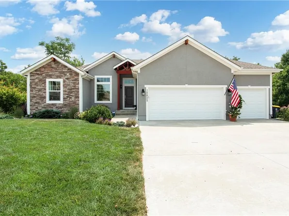 12822 Woodland Ave, Kansas City, MO 64145