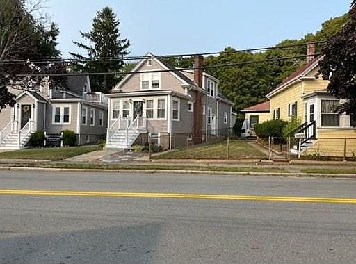 1st image of 56 Essex St #56
