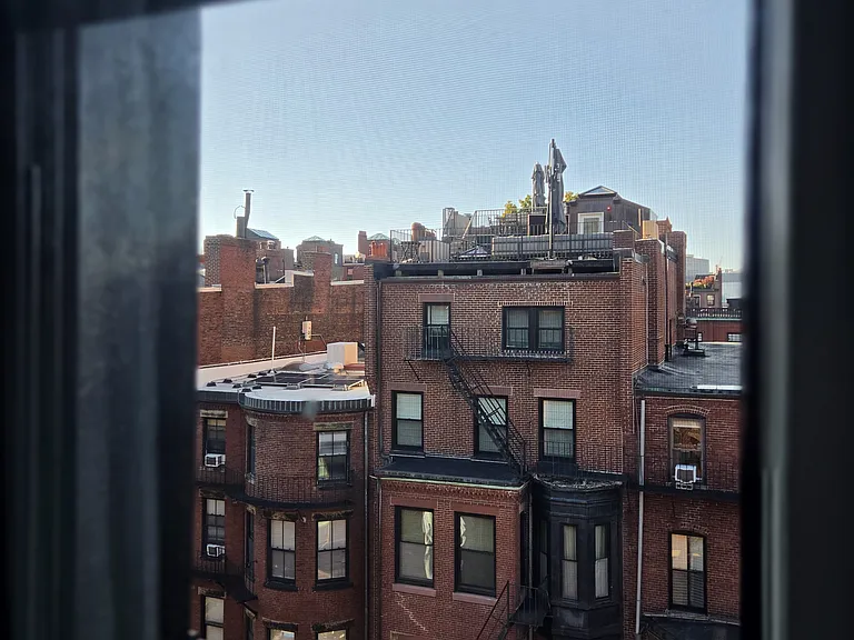 177 Commonwealth Ave #10 — Photo 32