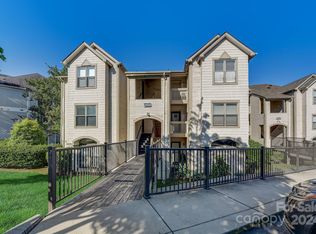 18701 Nautical Dr APT 302, Cornelius, NC 28031