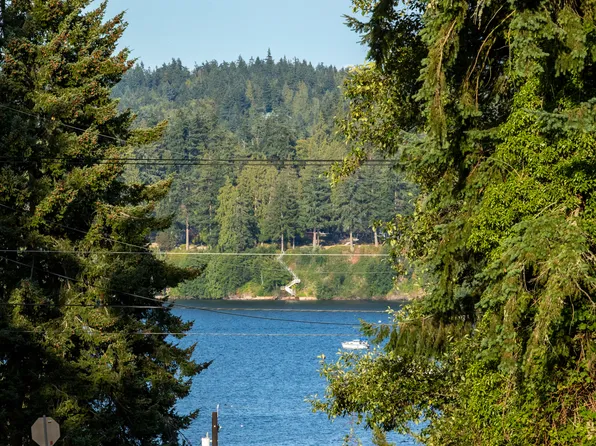 Ships Havens Dr, Freeland, WA 98249