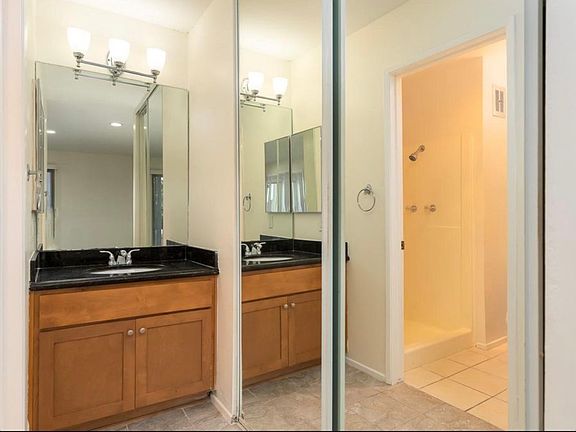 4th image of 1855 Diamond St Unit 122