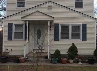 87 Webster Ave, Ronkonkoma, NY 11779