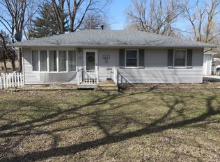 1380 N 10000e Rd, Momence, IL 60954