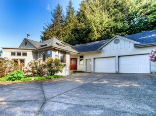 889 Horizon Hill Rd, YACHATS, OR 97498