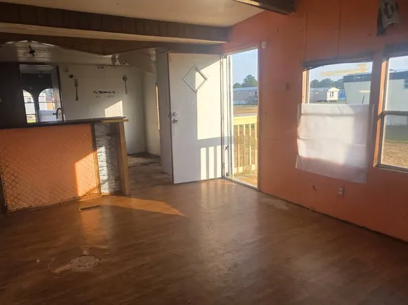 31209 Carter St #58, Franklin, VA 23851