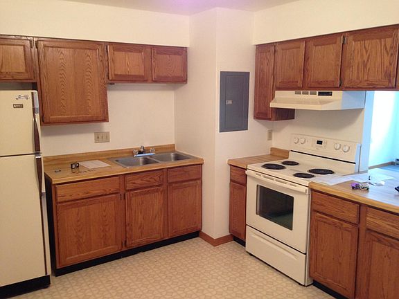 5th image of 180 N Freeman Dr