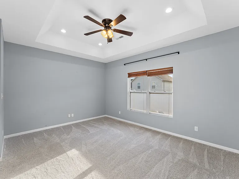 10334 Nelson St — Photo 20