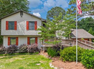 3262 Summer Wood Cir, Snellville, GA