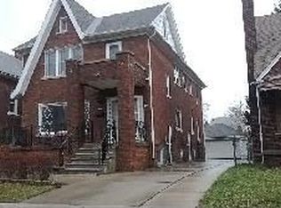 7329 Theisen St, Dearborn, MI 48126