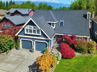 21469 126th Ave, Maple Ridge, BC V4R 2H4