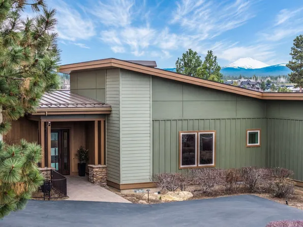 61649 Hosmer Lake Dr, Bend, OR 97702