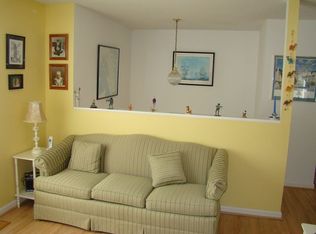 37 W View Rd, Middletown, RI 02842