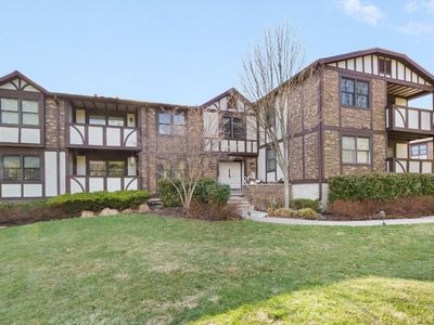 19i Heritage Dr #I, Chatham, NJ, 07928
