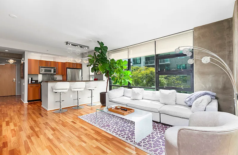 2 bed, 2.0 bath, $6,375 — Photo 2