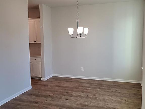 5th image of 159 Woodland Dr