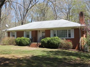 2141 Dogtown Rd, Goochland, VA 23063