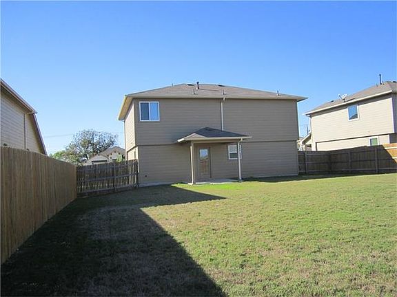5th image of 115 Stewart Dr