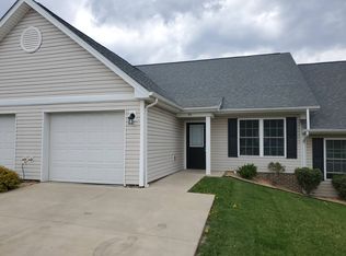 20 Paige Dr #1, Staunton, VA 24401