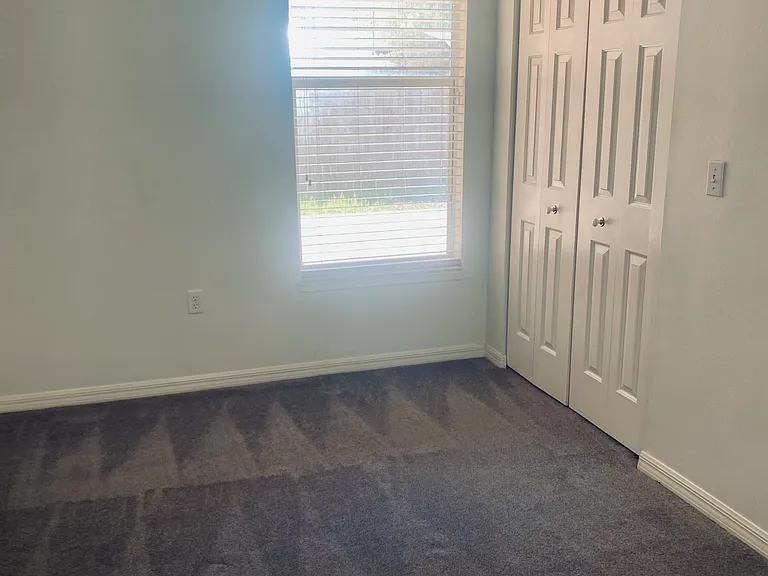 2290 Emperor Dr — Photo 19