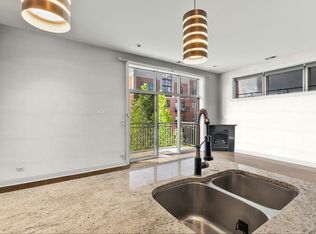 5 N May St #2B, Chicago, IL 60607
