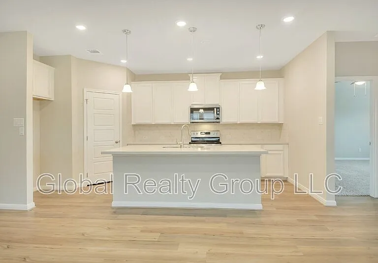 1247 Meyers Mdw — Photo 6